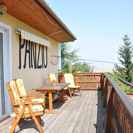 Gloriett Panzio Bed and Breakfast Fertőboz Exteriör bild