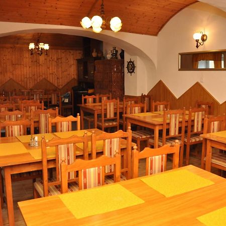 Gloriett Panzio Bed and Breakfast Fertőboz Exteriör bild
