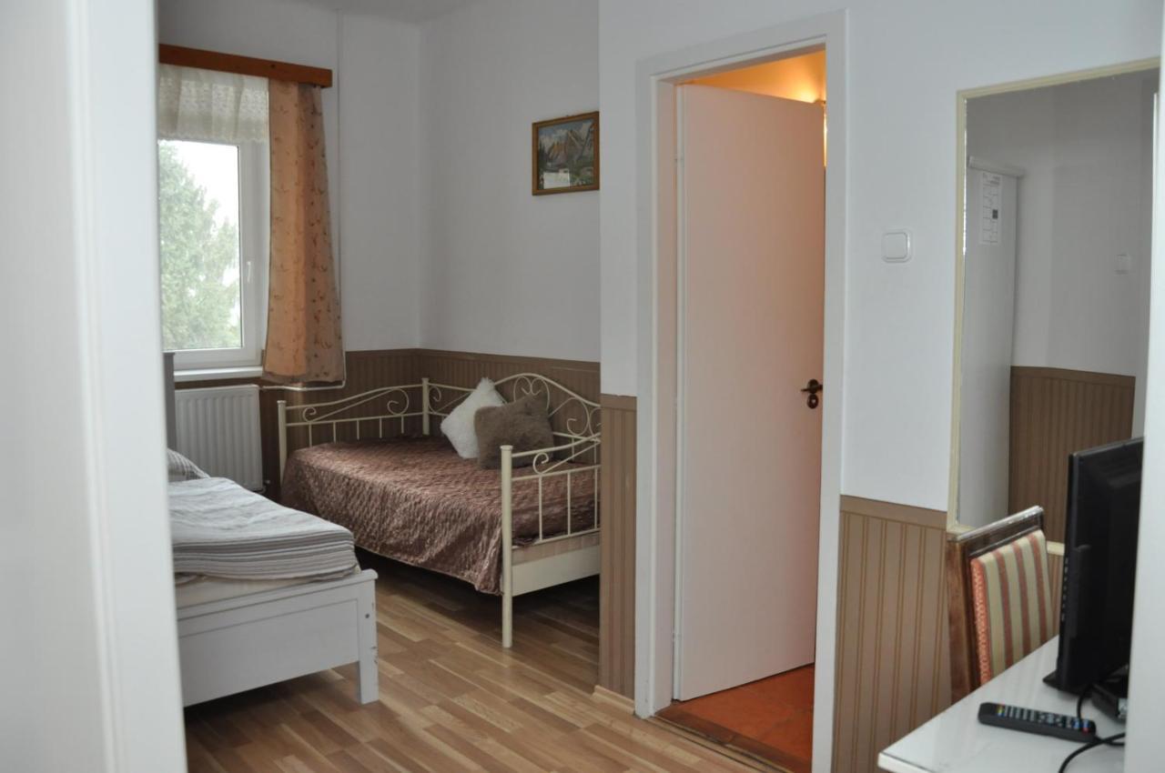Gloriett Panzio Bed and Breakfast Fertőboz Exteriör bild