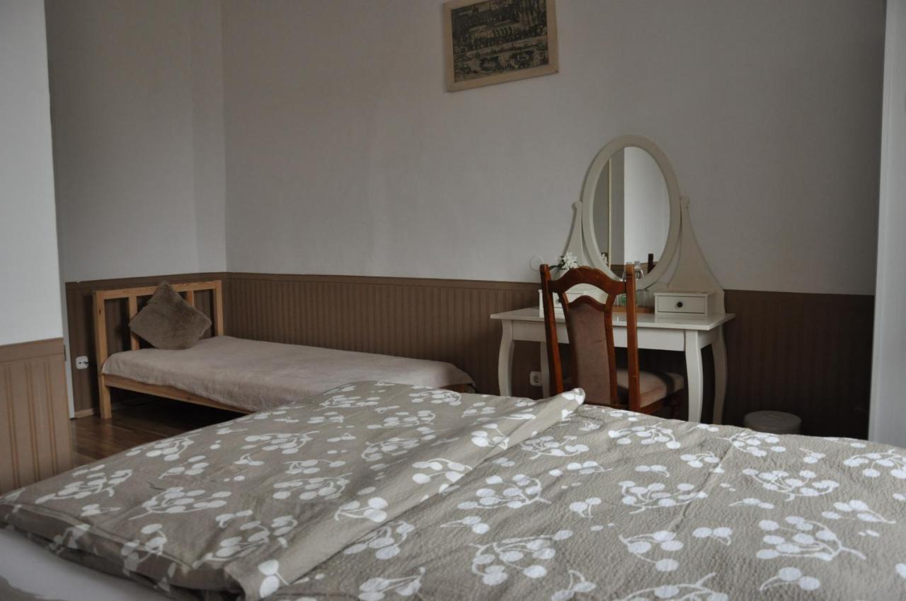 Gloriett Panzio Bed and Breakfast Fertőboz Exteriör bild