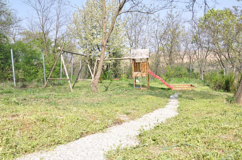 Gloriett Panzio Bed and Breakfast Fertőboz Exteriör bild